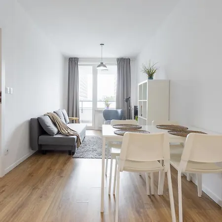 Apartment Urban Chic - Wola - Rondo Onz - Luxury - 4 Bedrooms - Pereca Street