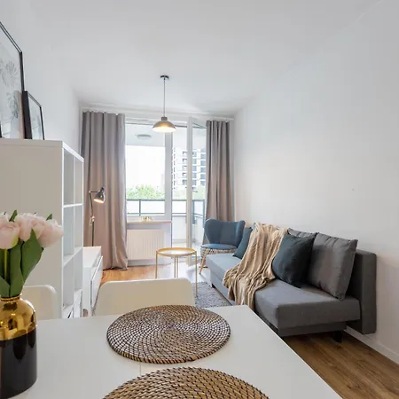 Urban Chic - Wola - Rondo Onz - Luxury - 4 Bedrooms - Pereca Street * Warsaw