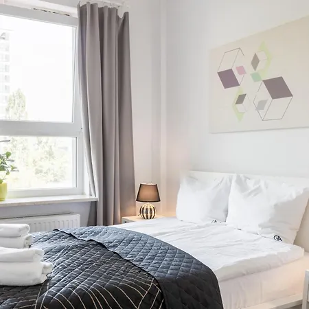 Urban Chic - Wola - Rondo Onz - Luxury - 4 Bedrooms - Pereca Street Apartment