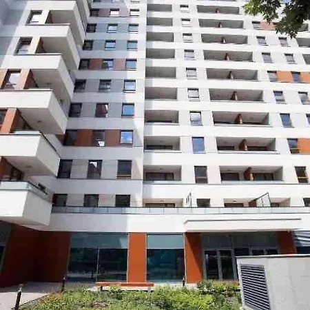 Urban Chic - Wola - Rondo Onz - Luxury - 4 Bedrooms - Pereca Street *